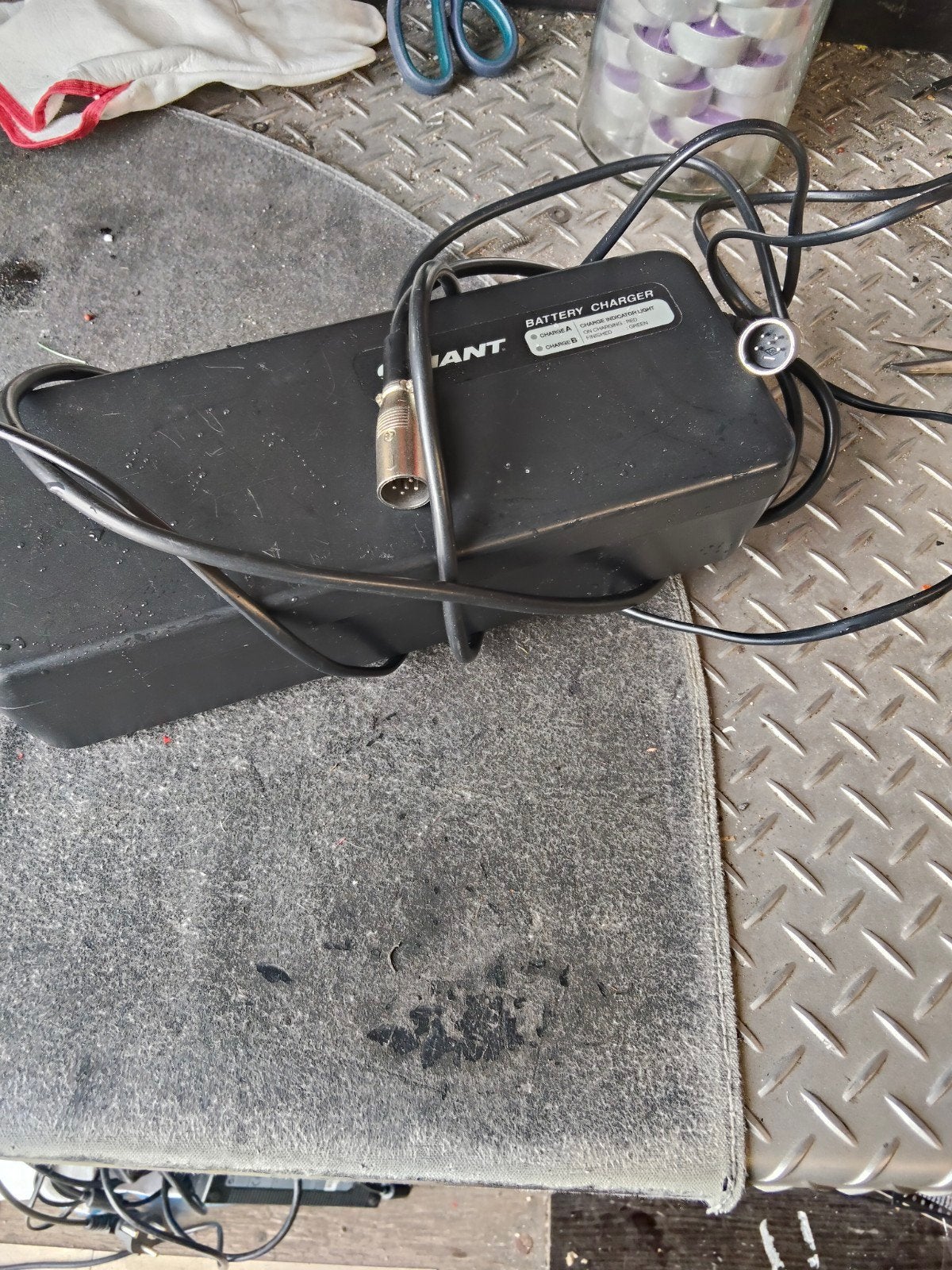 GIANT 5 PINS LADER. VOOR DUBBELE ACCU'S, Fietsen en Brommers, Zo goed als nieuw