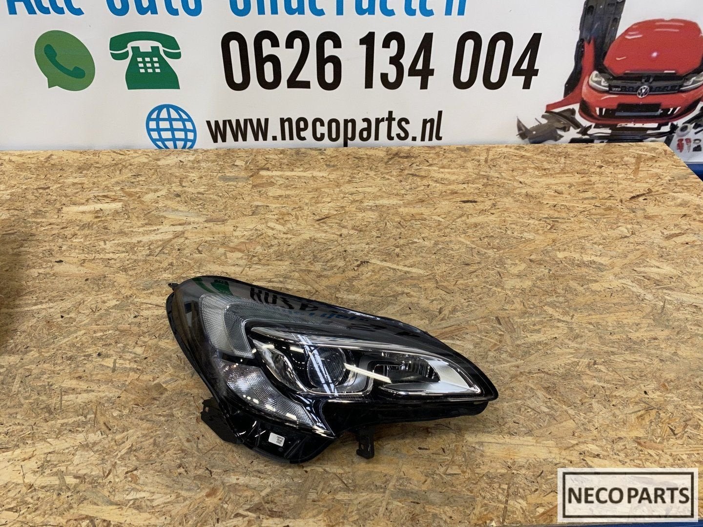Opel Corsa e xenon koplamp rechts 1EF011830-10 compleet, Gebruikt, -, -, Opel