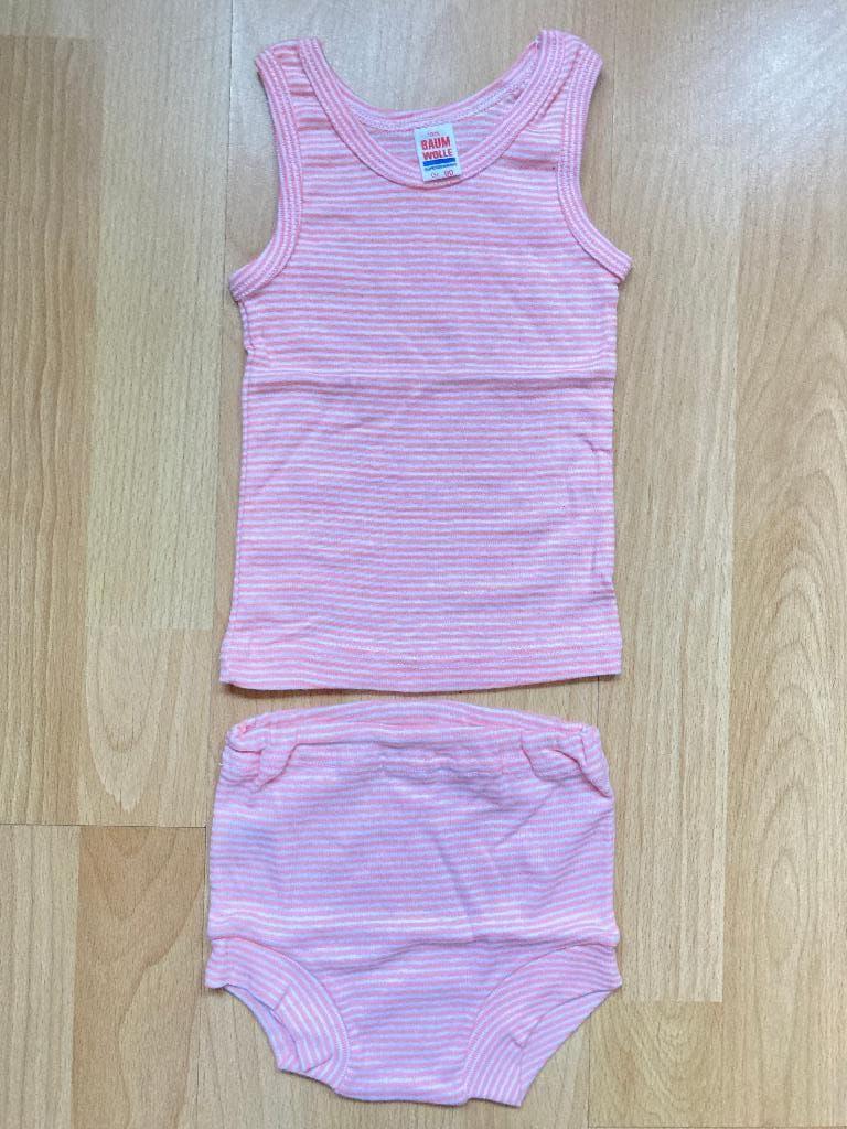 Vintage ondergoed maat 80 hemd & onderbroek roze nieuw setje, Ophalen of Verzenden, Nieuw, Meisje, Nacht- of Onderkleding