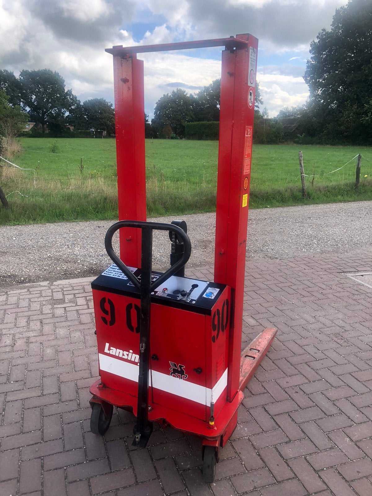 stapelaar, Ophalen, Zo goed als nieuw