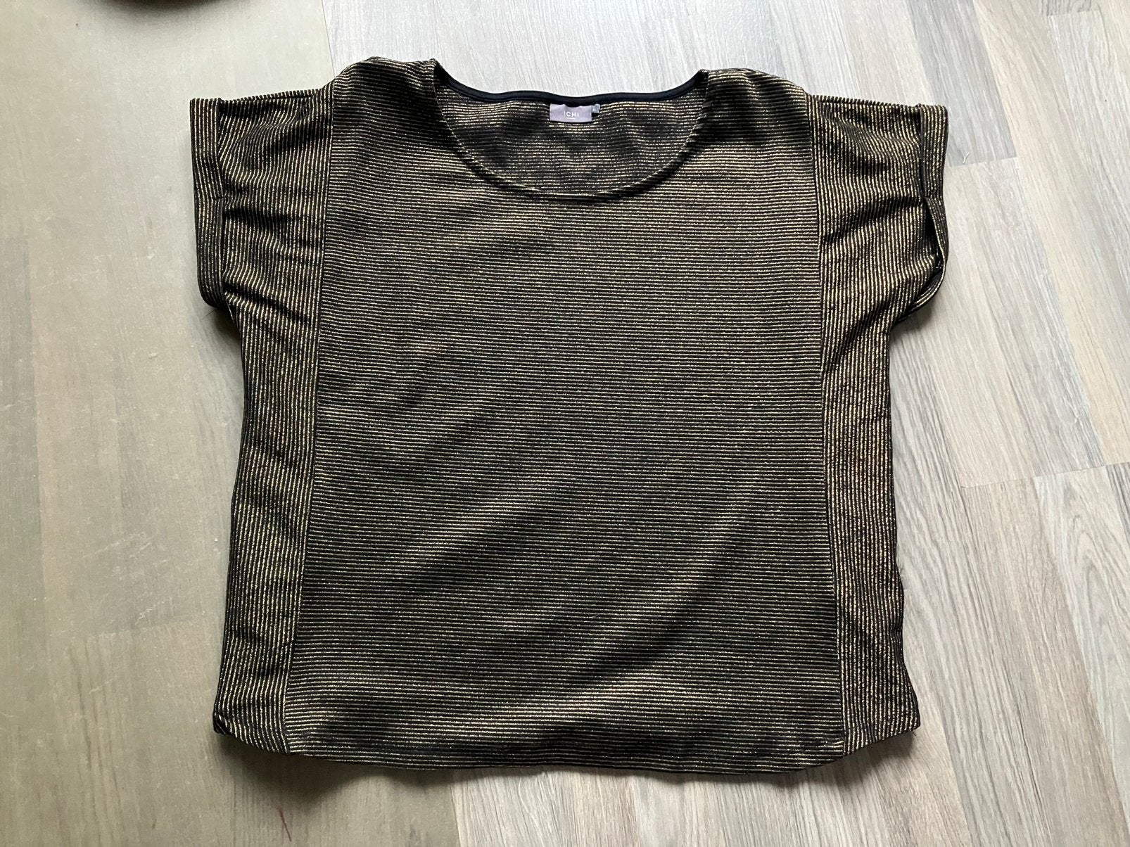 Super mooi goudkleurig shirt ICH1 maat L koopje, Ophalen of Verzenden, Zo goed als nieuw, Maat 42/44 (L), Overige kleuren