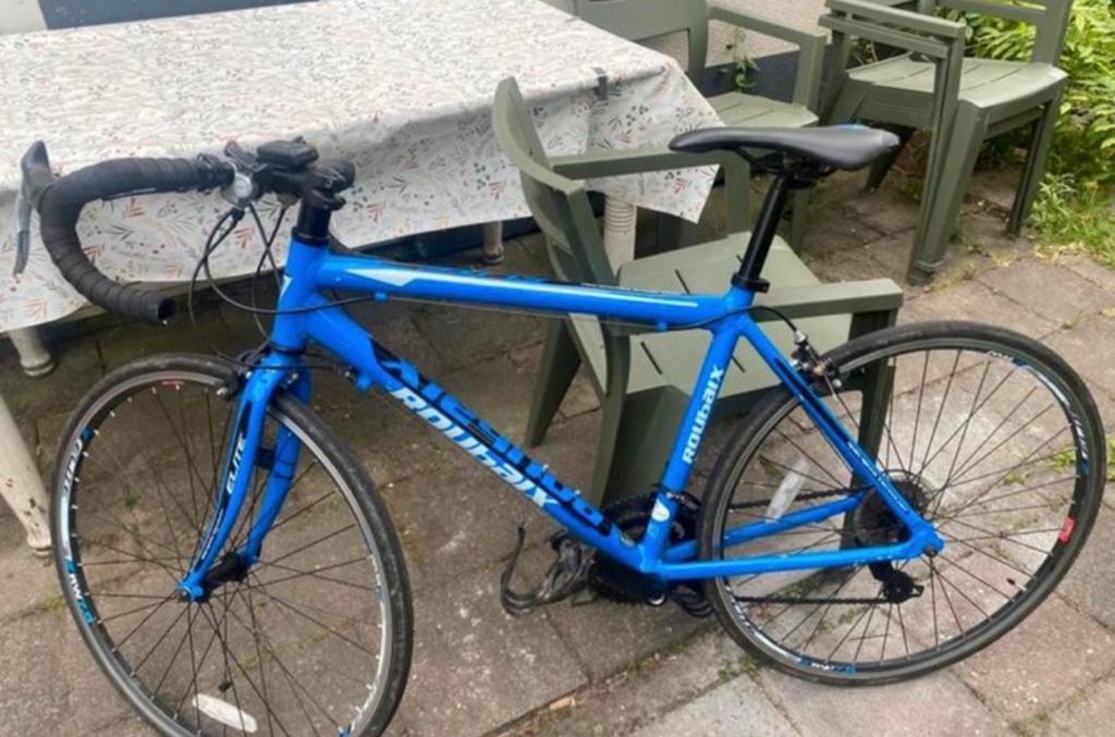 Blauwe Roubaix racefiets / Blue Racing Bike, Ophalen, Gebruikt, Velgrem, 20 inch of meer