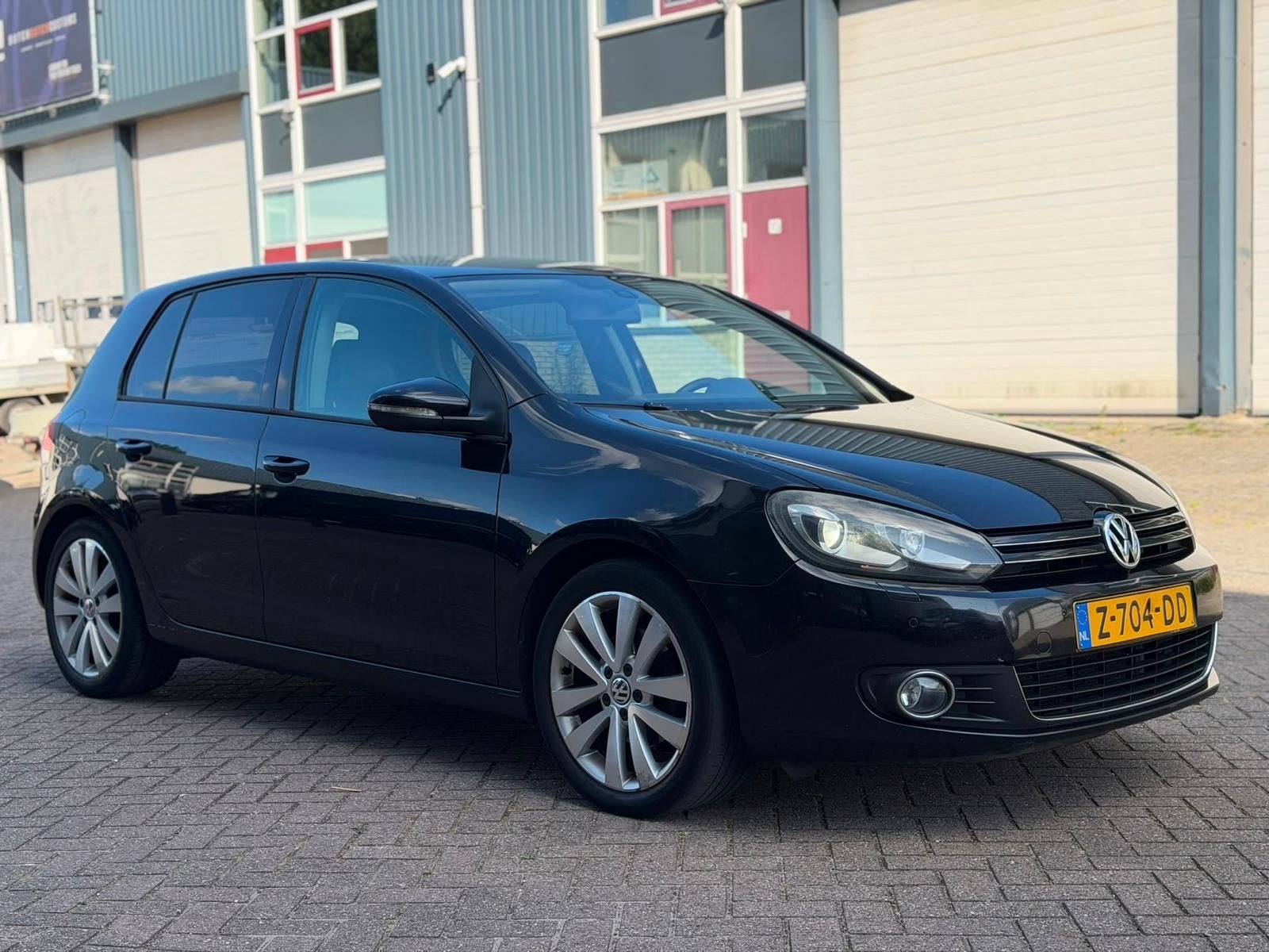 Volkswagen Golf 2.0 TDI 103KW DSG 2010 Zwart, Auto's, Volkswagen, 4 cilinders, Zwart, Leder, Diesel