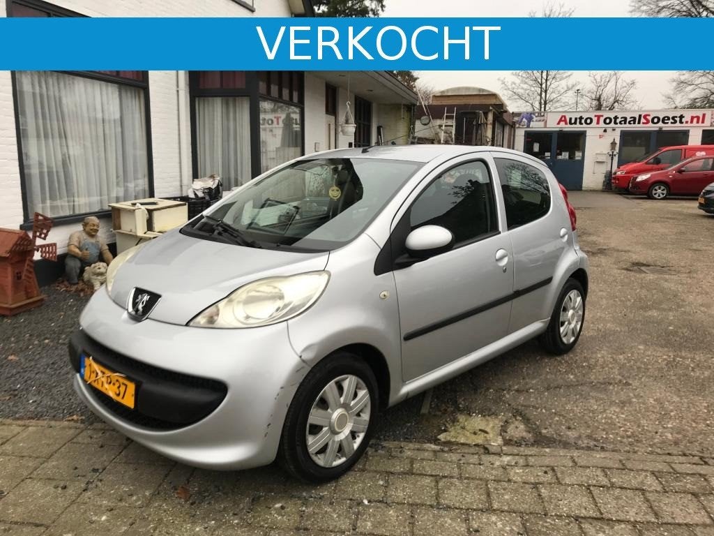 Peugeot 107 PEUGEOT 107 verkocht, Auto's, Voorwielaandrijving, Stof, Gebruikt, Zwart