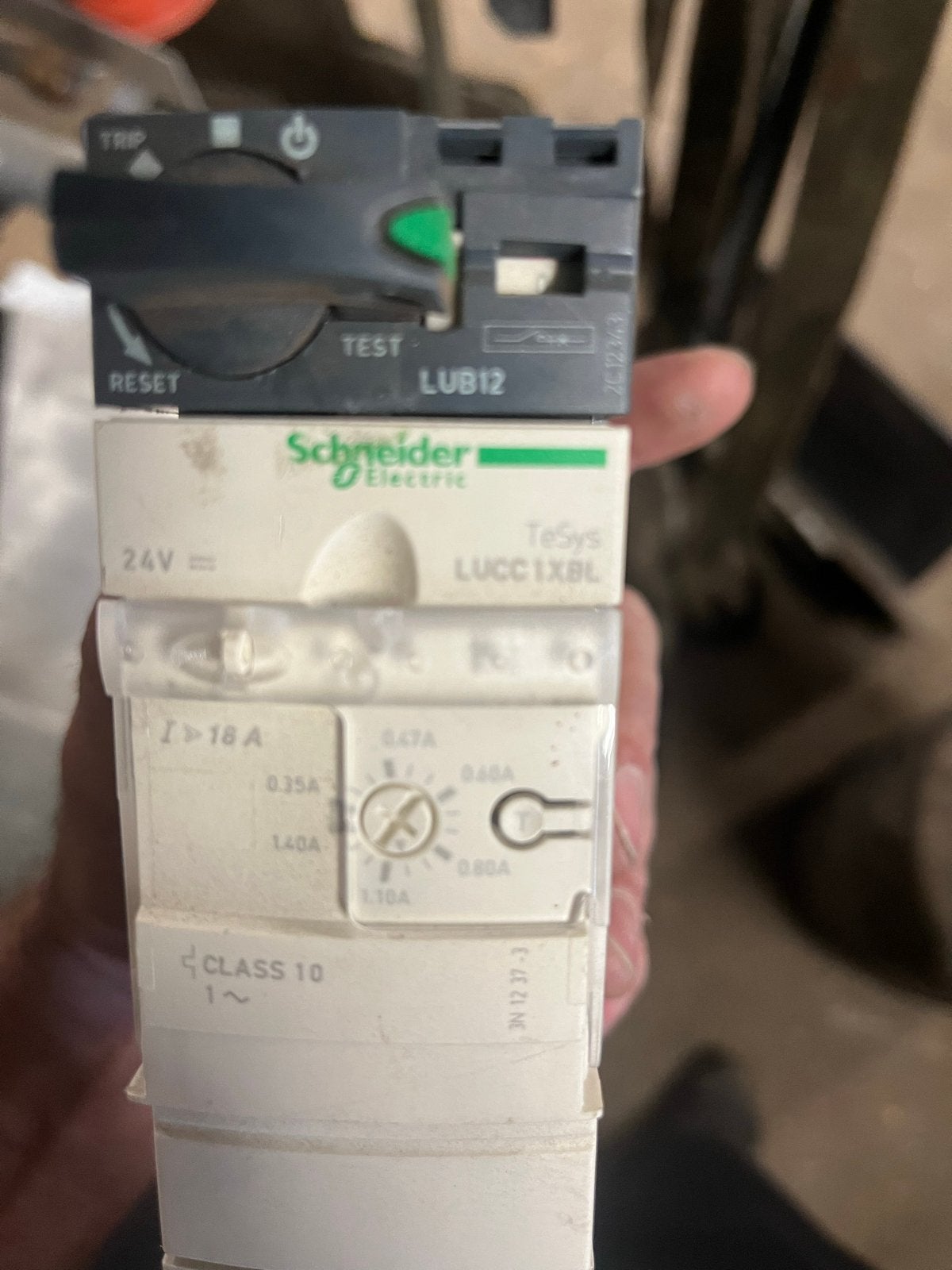 Schneider Electric TeSys LUB12 Motorstarter, Ophalen