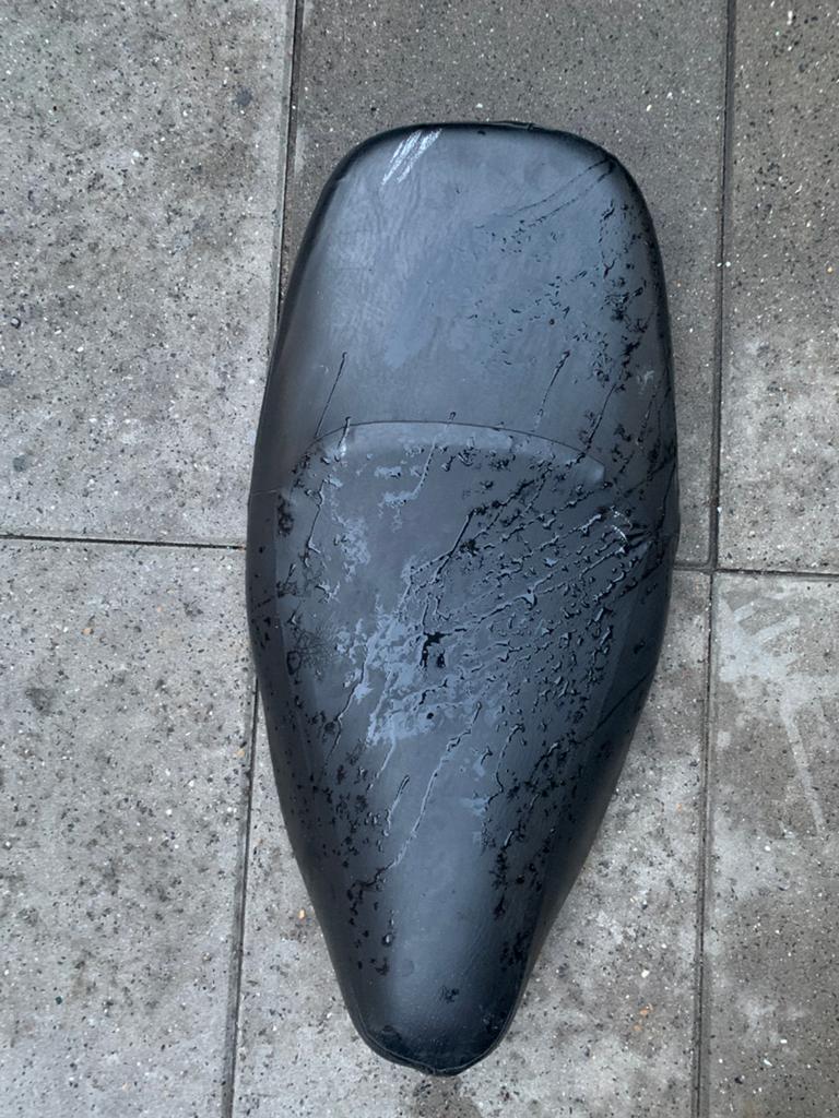 Vespa lx lxv s zadel, Fietsen en Brommers, Brommeronderdelen | Scooters, Ophalen of Verzenden, Zadel, Vespa