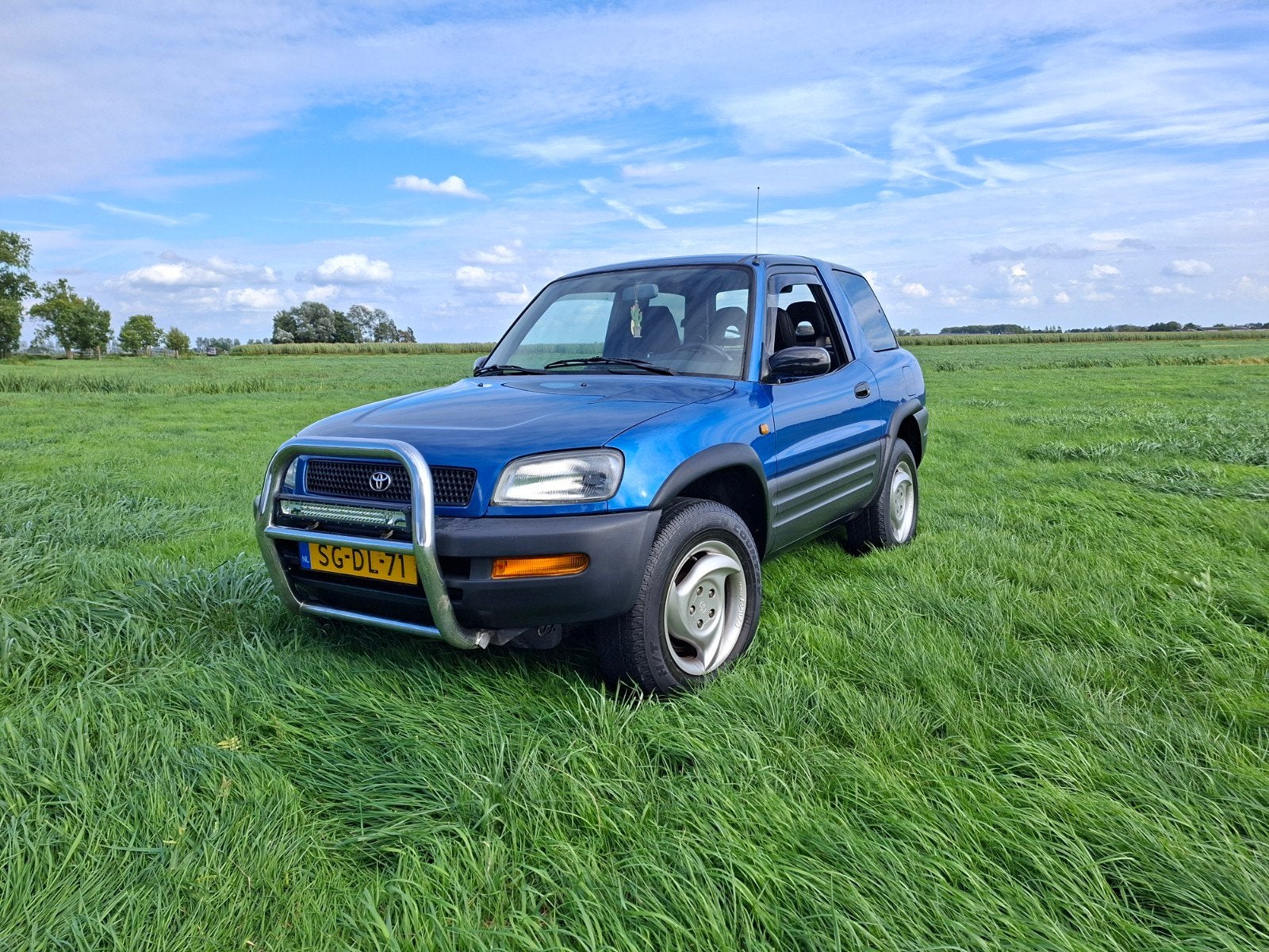 Toyota Funcruiser 2.0 I Rav4 AUT 4WD 1997 Blauw, Auto's, Automaat, 1998 cc, Zwart, 4 cilinders