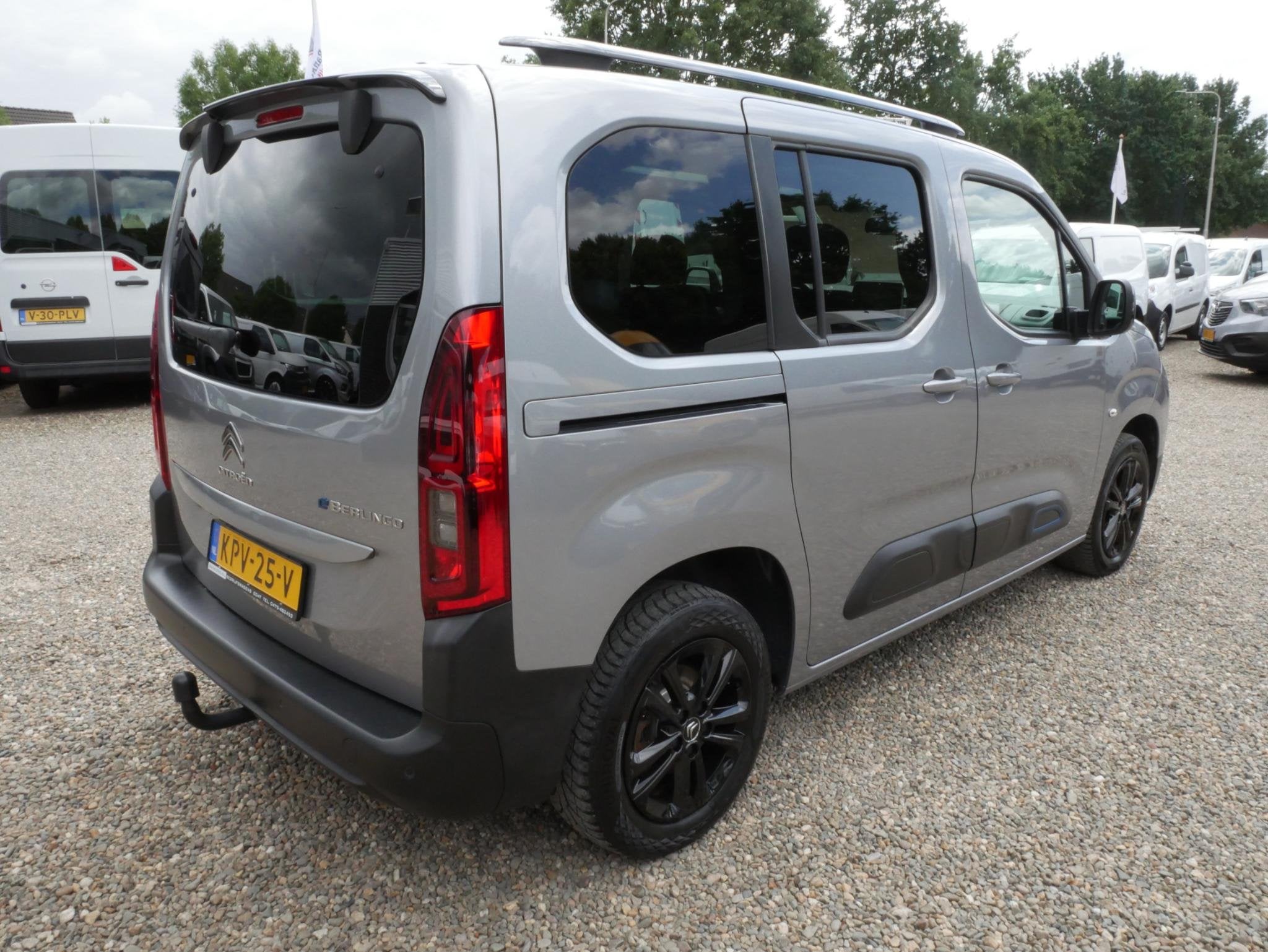 Citroen ë-Berlingo Shine MPV 50kWh SOH 93,5% Airco trekhaak, Gebruikt, Met garantie (alle), 1639 kg, Onderhoudsboekje