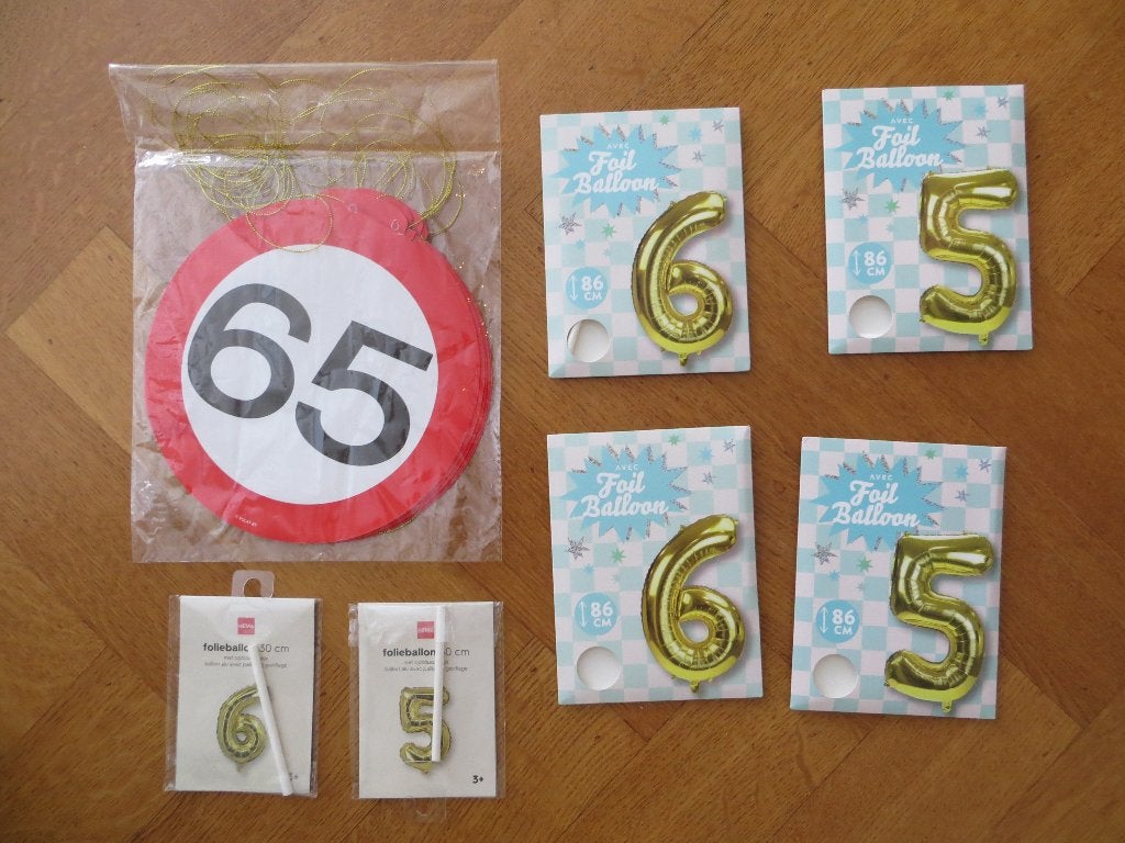 65 Jaar Verjaardag Decoratie Versiering Folieballon Slinger, Ophalen of Verzenden, Zo goed als nieuw, Versiering, Verjaardag