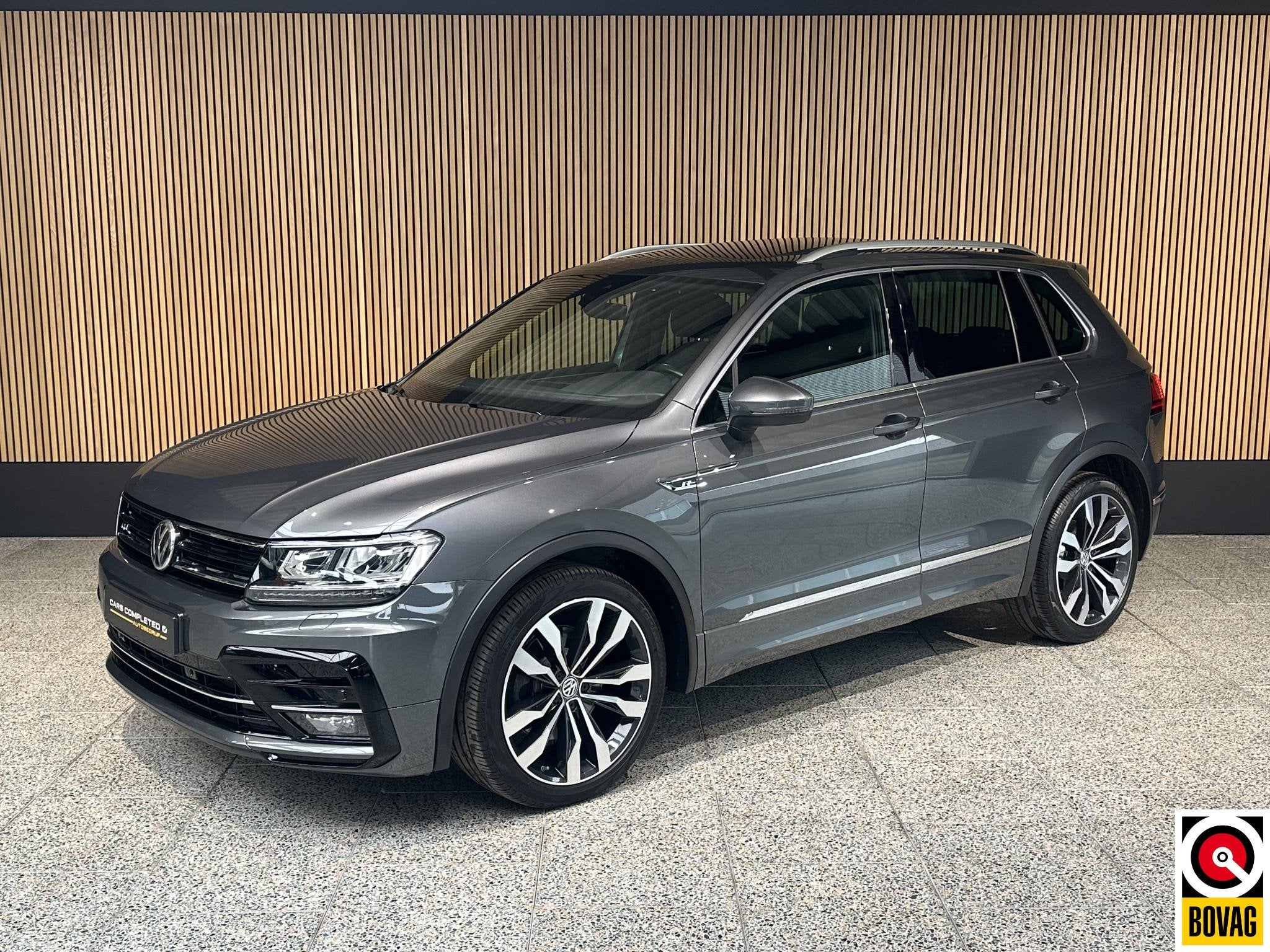 Volkswagen Tiguan 2.0 TSI 4Motion R-line Trekhaak | Schuif-k, Auto's, Automaat, Dealer onderhouden, Automatische klimaatregeling