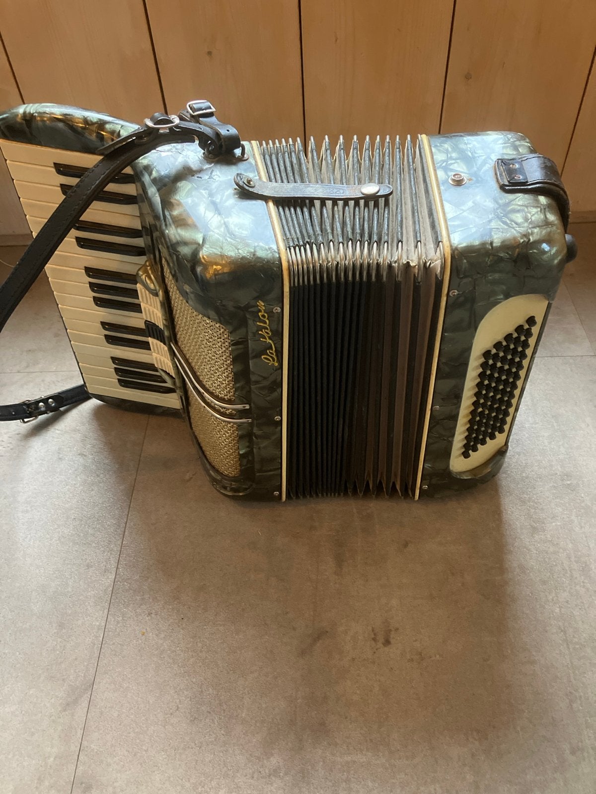 Hohner La Paloma Accordeon uit 1959 met koffer, Ophalen, Gebruikt, Toetsaccordeon, Hohner