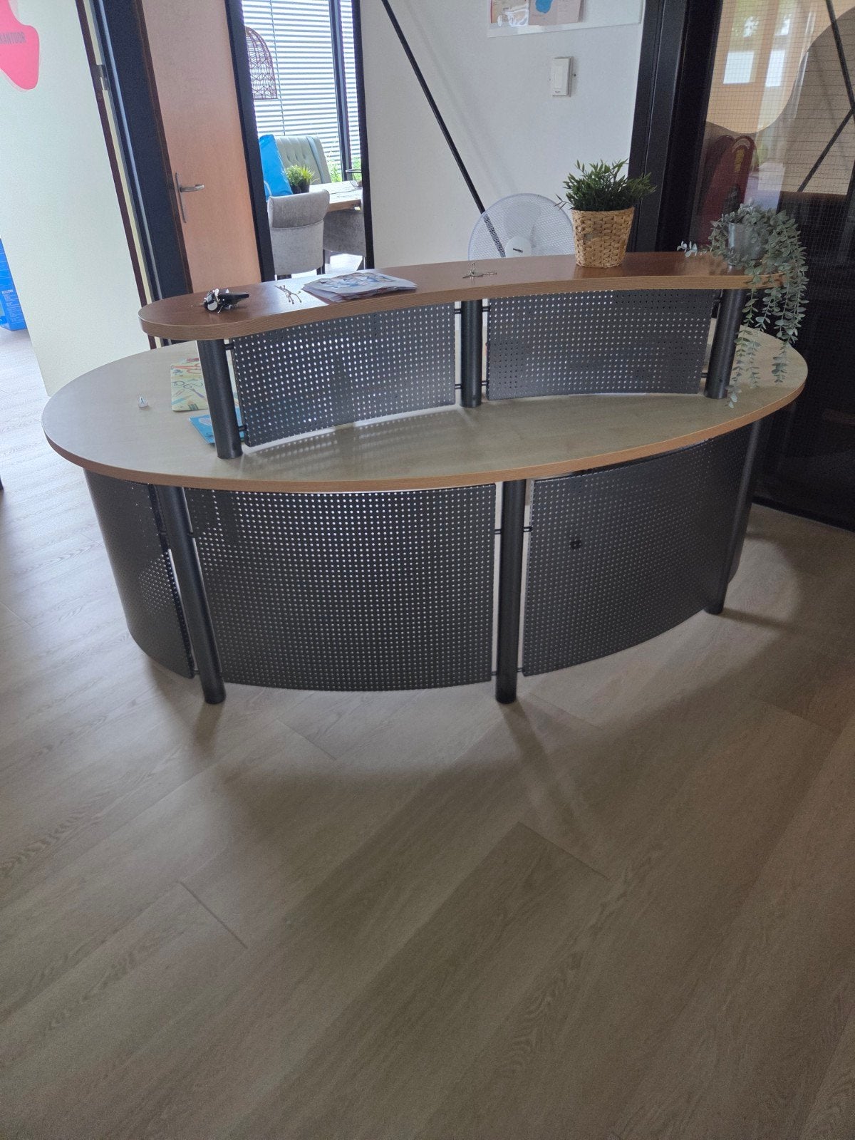 Moderne Balie / Receptiebalie - Gebruikt maar in goede staat, Gebruikt, Spaanplaat of MDF, Ophalen of Verzenden, Overige typen