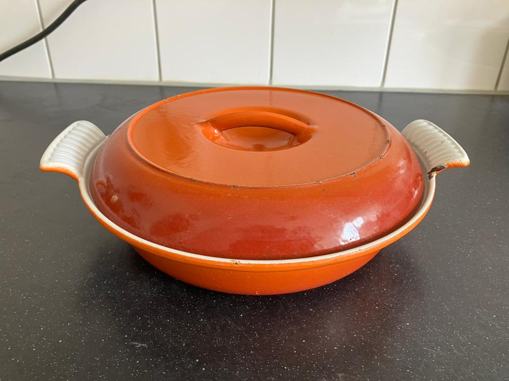 Holland oranje vintage gietijzeren drievaks pan izgs, Ophalen of Verzenden, Gebruikt, Gietijzer, Koekenpan of Braadpan