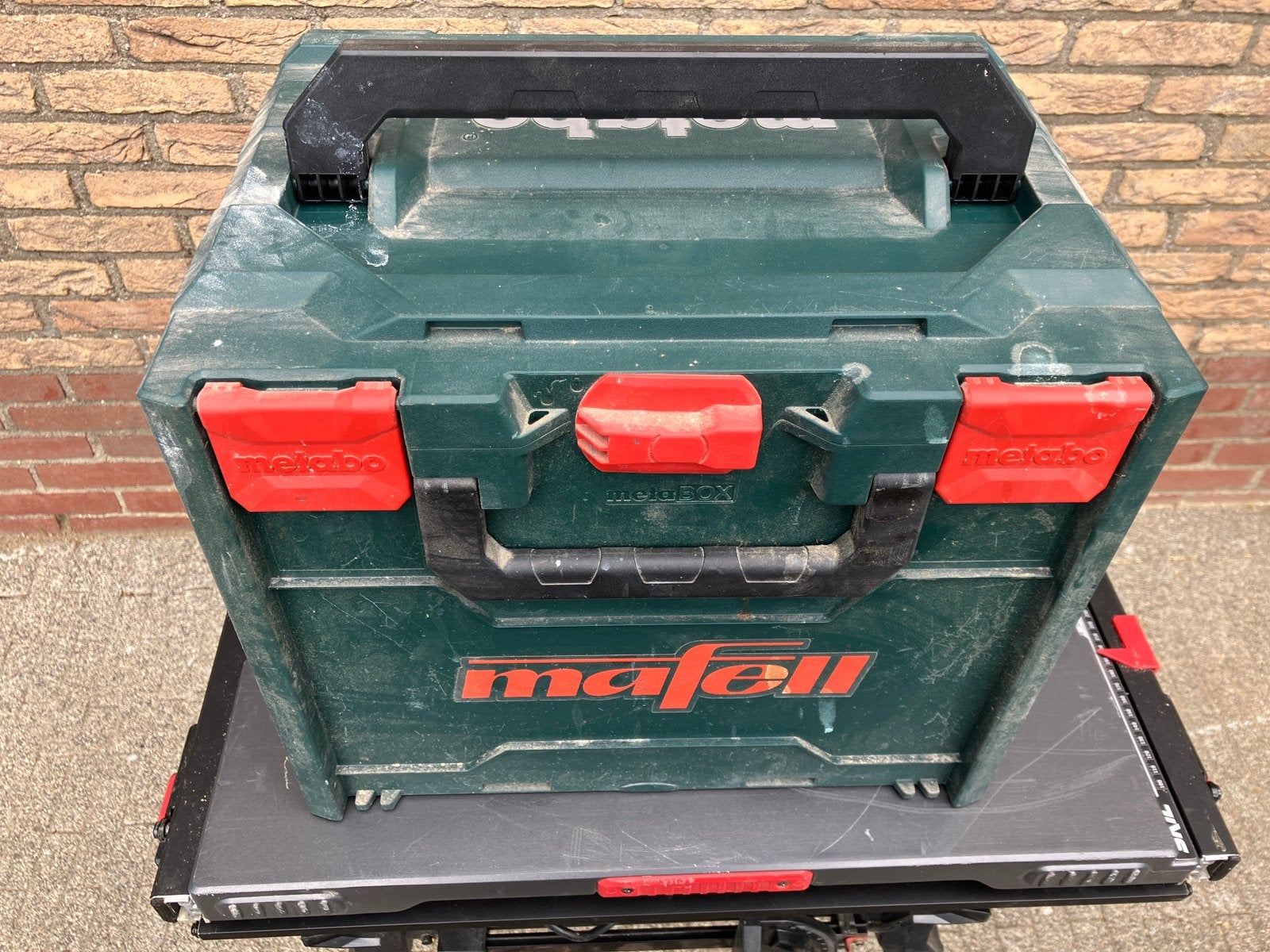 Makita metaalbandzaag, Ophalen, Zo goed als nieuw, Minder dan 600 watt, Decoupeerzaag