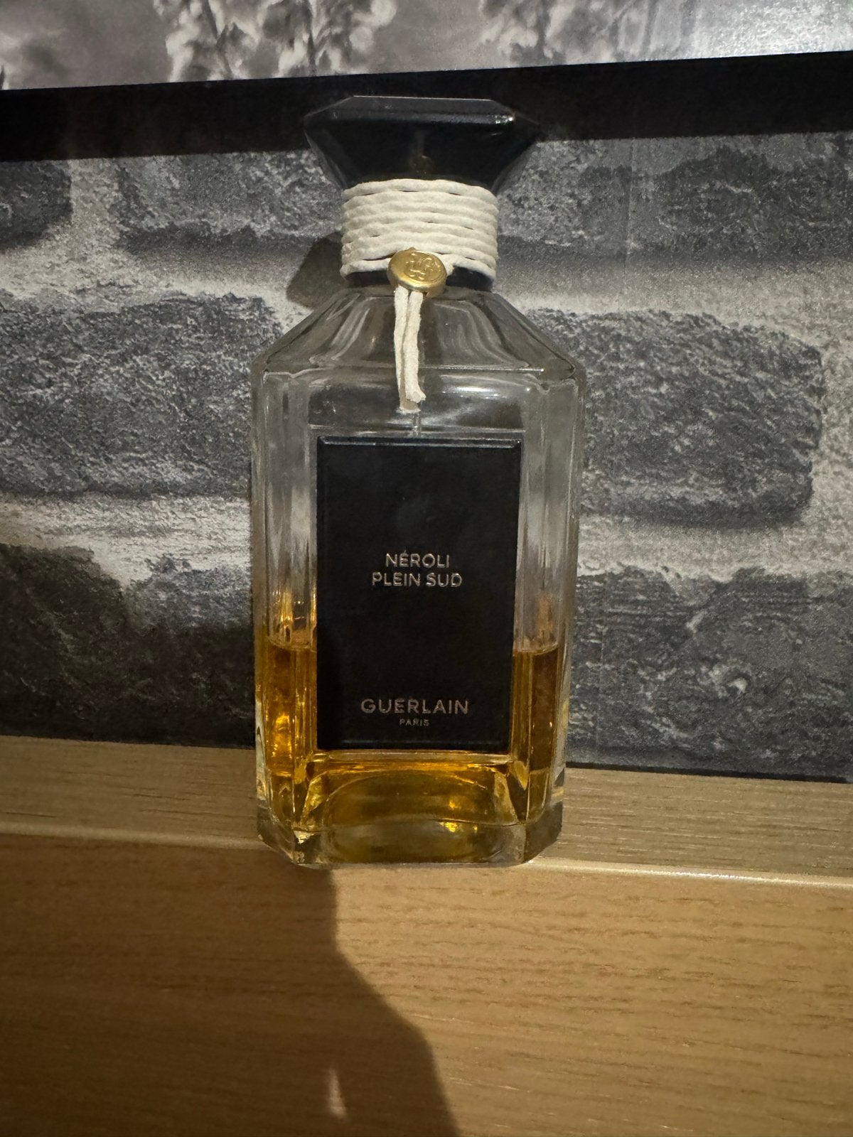 Guerlain Néroli Plein Sud Eau de Parfum 85ml, Sieraden, Tassen en Uiterlijk, Uiterlijk | Parfum, Ophalen of Verzenden, Zo goed als nieuw