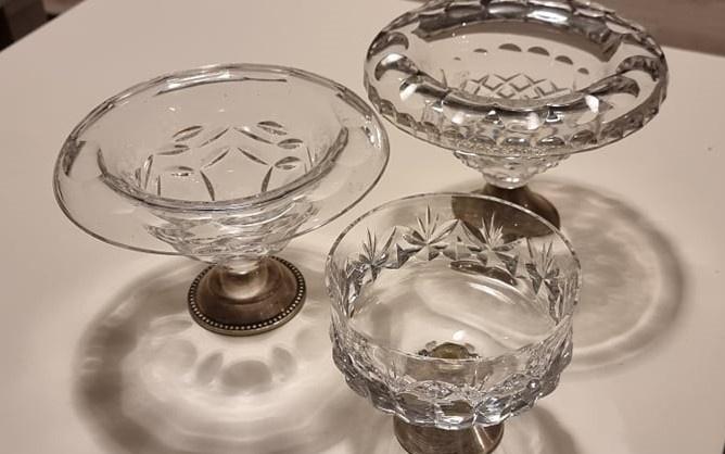 3 x Kristallen schaaltje met Zilveren Voet, Ophalen