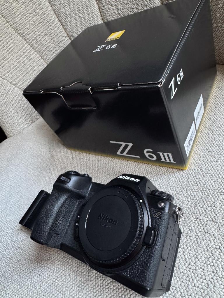 Nikon Z6 III body 2025 in nette, goed onderhouden staat., Audio, Tv en Foto, Fotocamera's Digitaal, Ophalen of Verzenden, Zo goed als nieuw