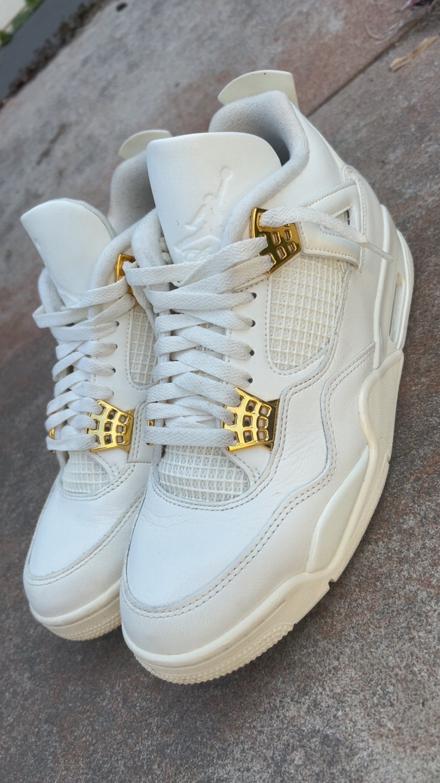 Jordan 4 “metallic gold”, Ophalen of Verzenden, Zo goed als nieuw, Schoenen