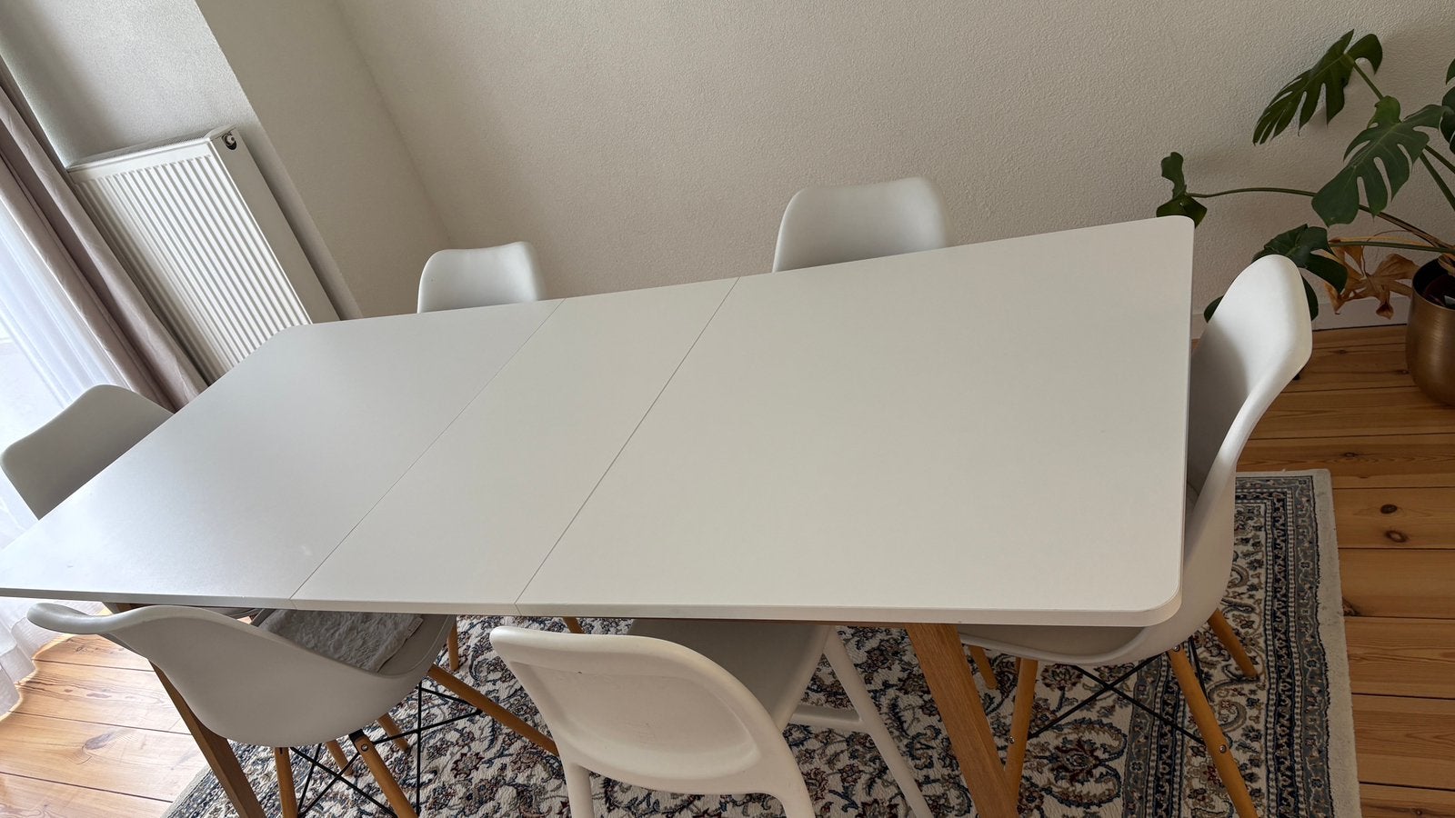Ikea extendsble dining table 200*90, Ophalen of Verzenden, Zo goed als nieuw