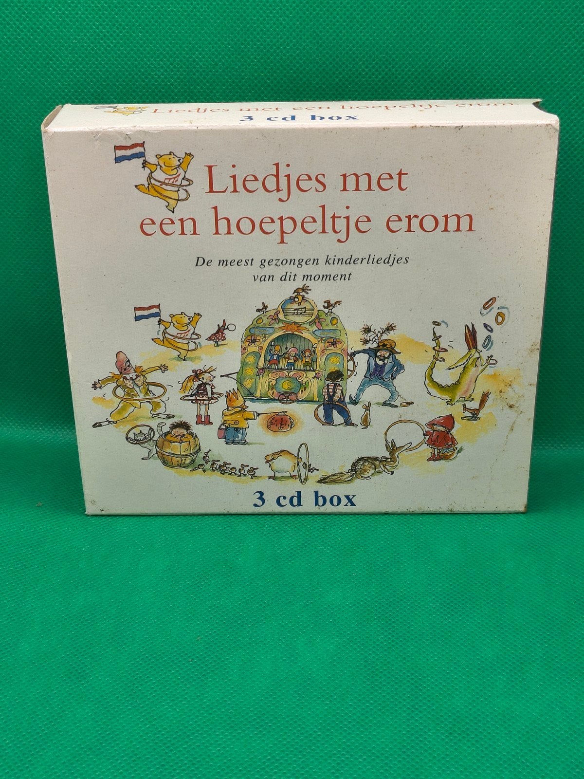 Liedjes met een hoepeltje erom 3 cd box, Cd's en Dvd's, Ophalen of Verzenden, Zo goed als nieuw