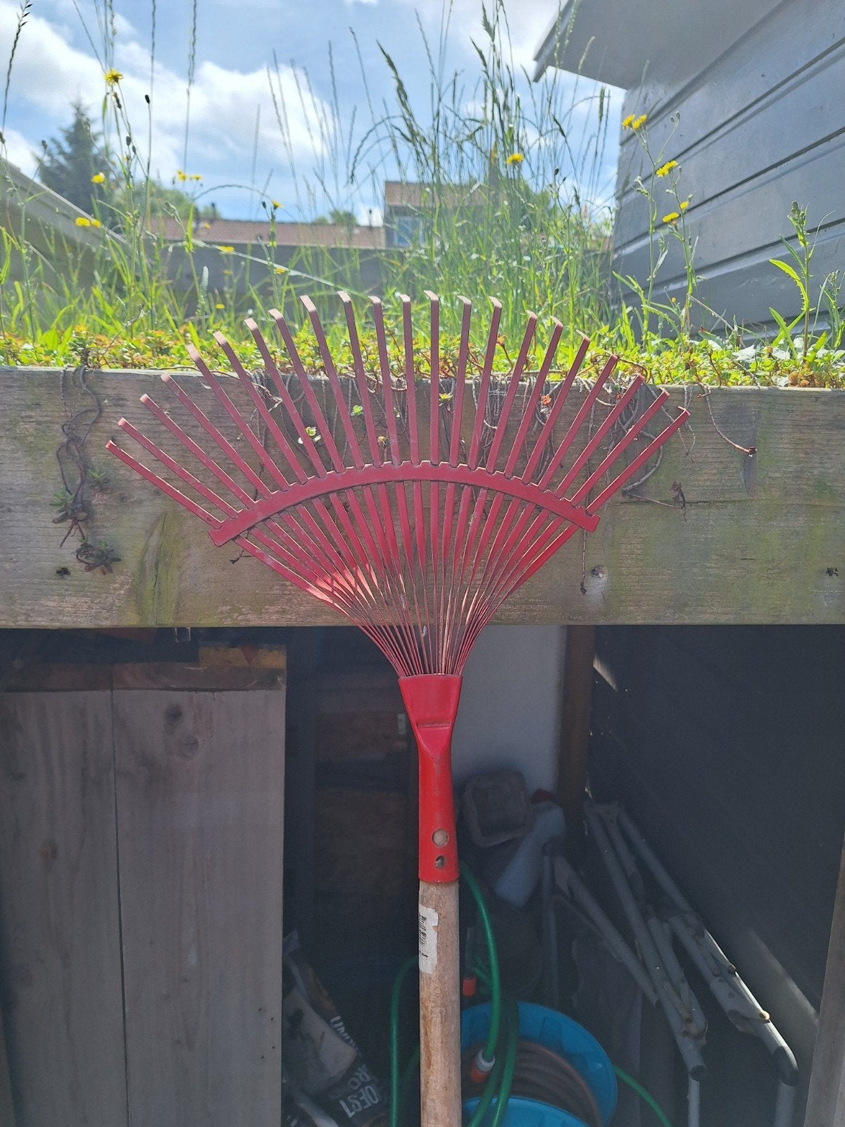 Grashark, Tuin en Terras, Ophalen, Zo goed als nieuw