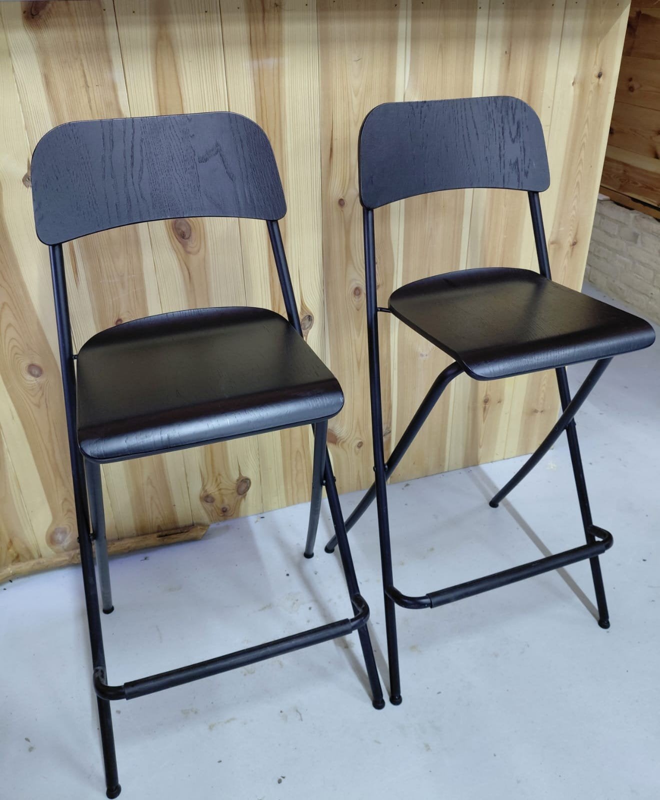 2 zwarte barkrukken - inklapbaar, Huis en Inrichting, Ophalen, Gebruikt, Met voetsteun, 90 cm of meer