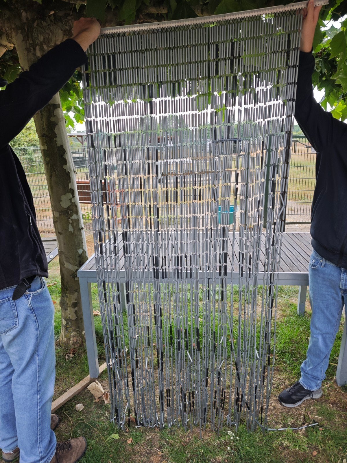 Vliegengordijn - Houd insecten buiten de deur, Huis en Inrichting, Stoffering | Gordijnen en Lamellen, Gebruikt, Metaal, Grijs