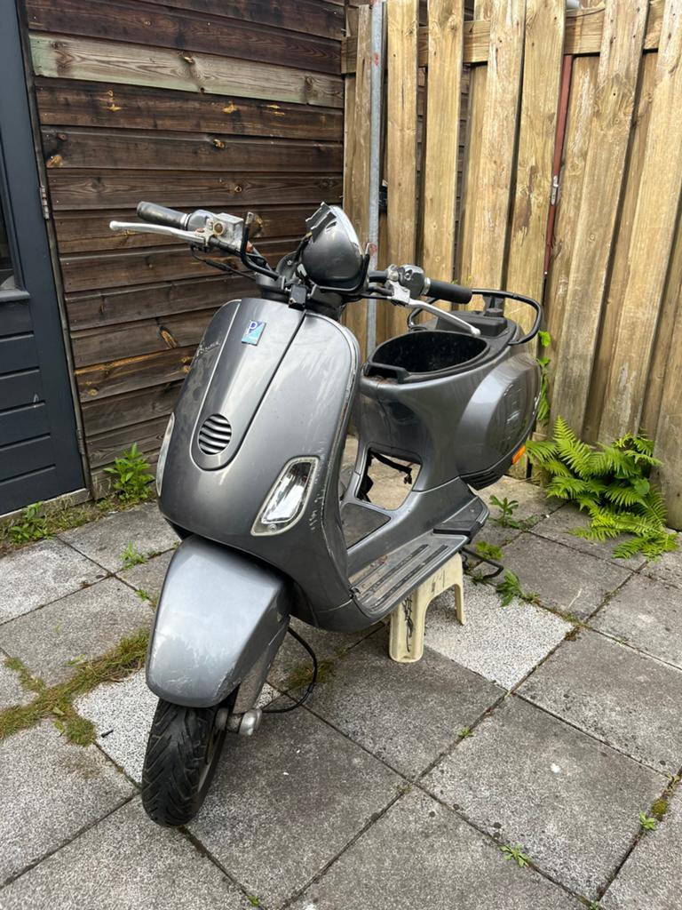 Vespa LX frame, Ophalen, Zo goed als nieuw, Tweetakt, Vespa LX