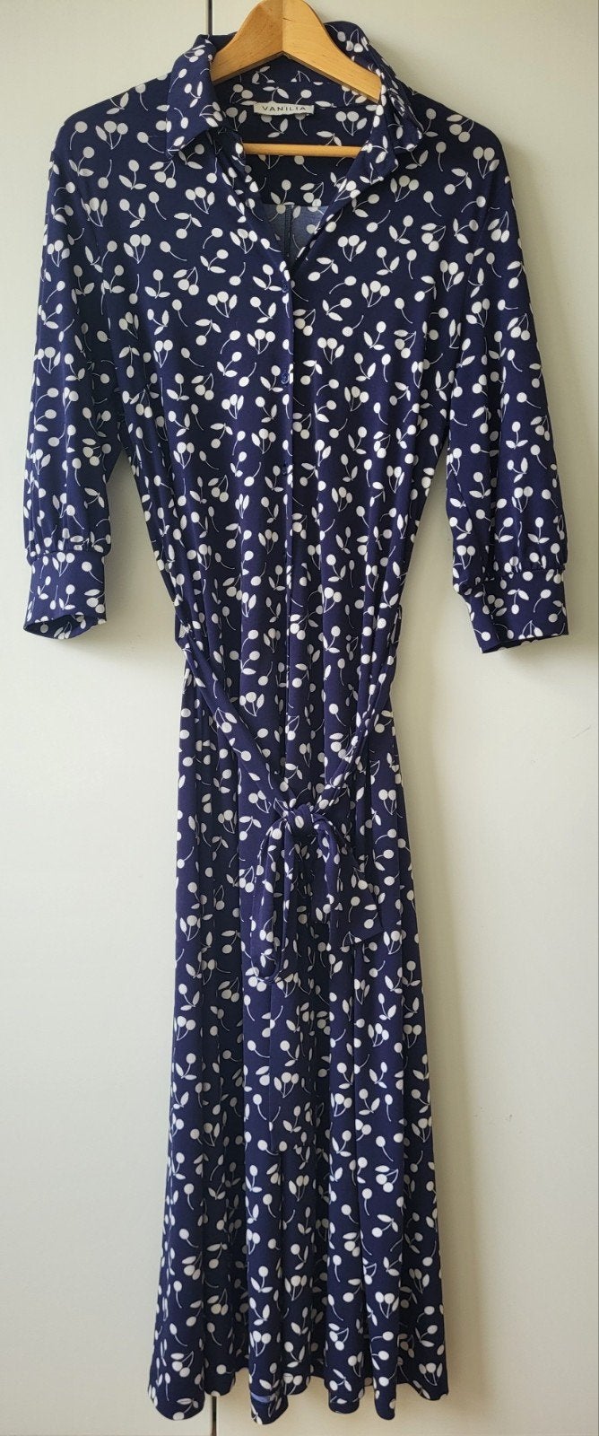 Vanilia maxi jurk in maat 42 in nieuwstaat, Liu Jo Pinko, Blauw, Maat 42/44 (L), Ophalen of Verzenden