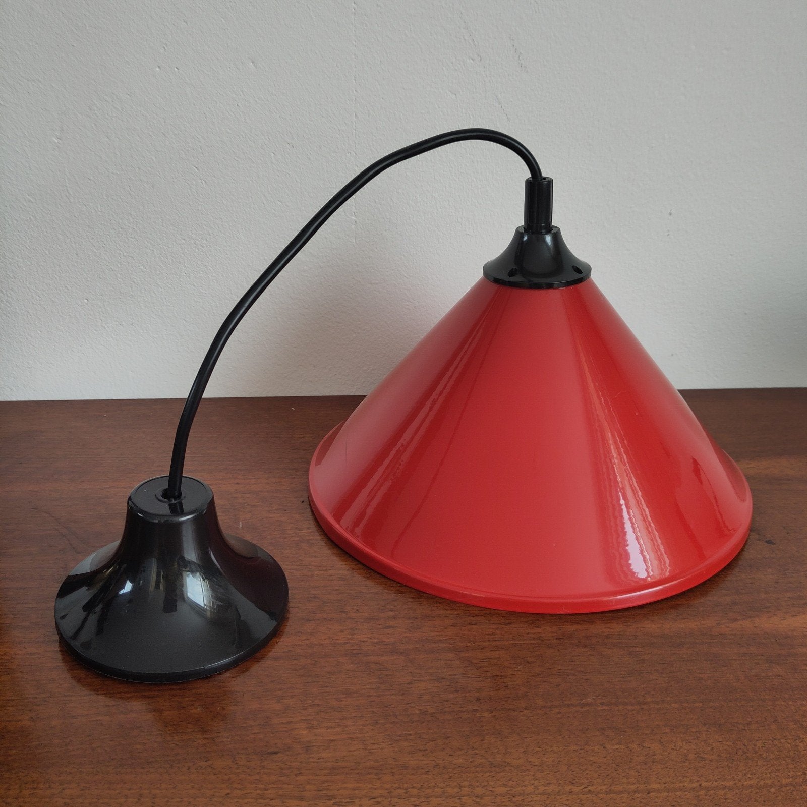 Massive rode plafondlamp, Ophalen of Verzenden, Gebruikt, Kunststof, Retro
