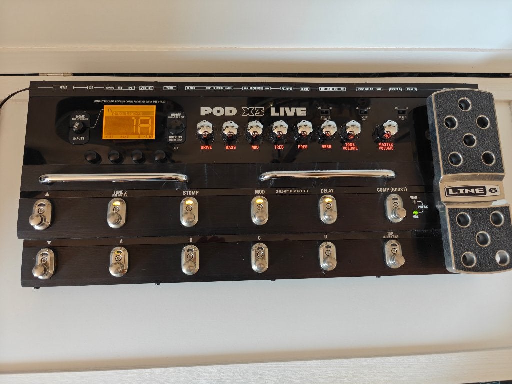Line 6 POD X3 Live multi-effect / amp modeler, Ophalen of Verzenden, Gebruikt, Multi-effect