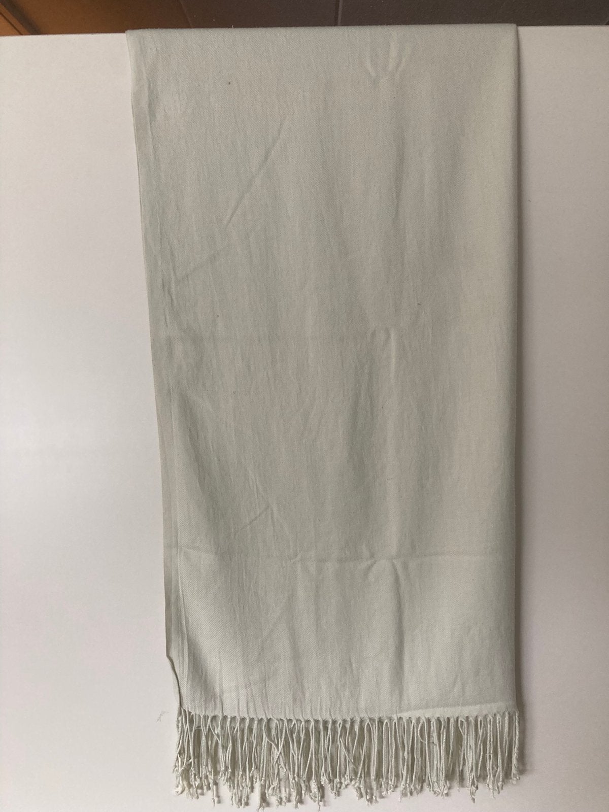 Sjaal Pashmina, mintgroen, Kleding | Dames, Mutsen, Sjaals en Handschoenen, Ophalen of Verzenden, Zo goed als nieuw, Maat 46/48 (XL) of groter