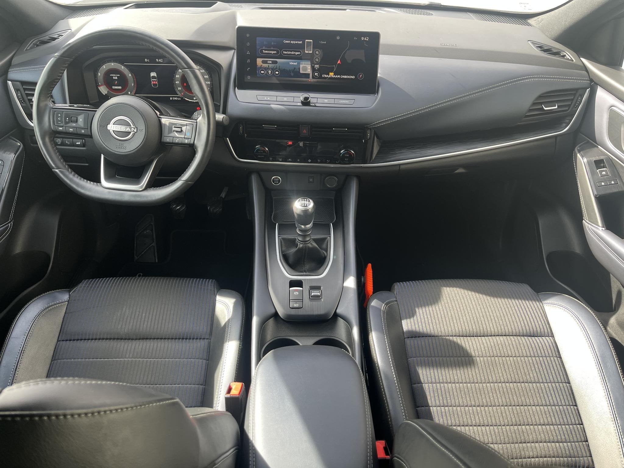 Nissan Qashqai 1.3 MHEV Tekna / Trekhaak (1.400KG) / Panoram, Voorwielaandrijving, 1304 kg, Gebruikt, Euro 6