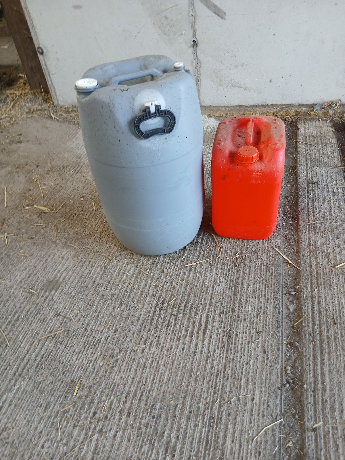 jerrycans, Tuin en Terras, Ophalen