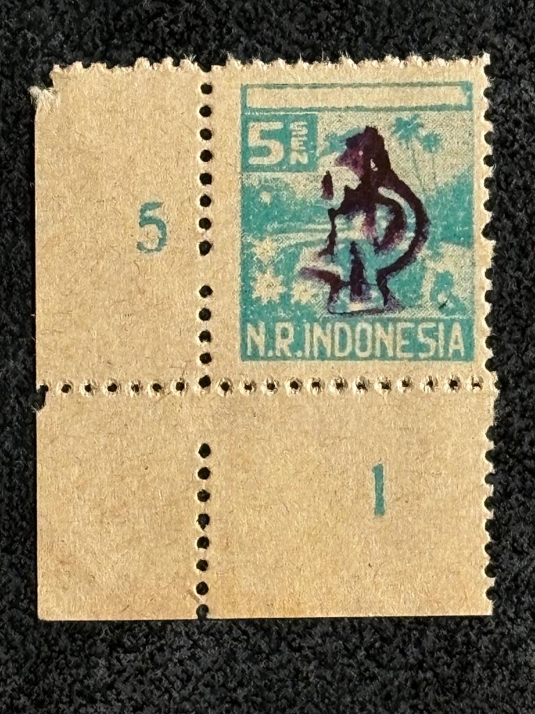 1946-47 DAI Nippon ORI violet opdruk op S30 5 sen, POSTFRIS, Postzegels en Munten, Ophalen of Verzenden, Postfris, Nederlands-Indië