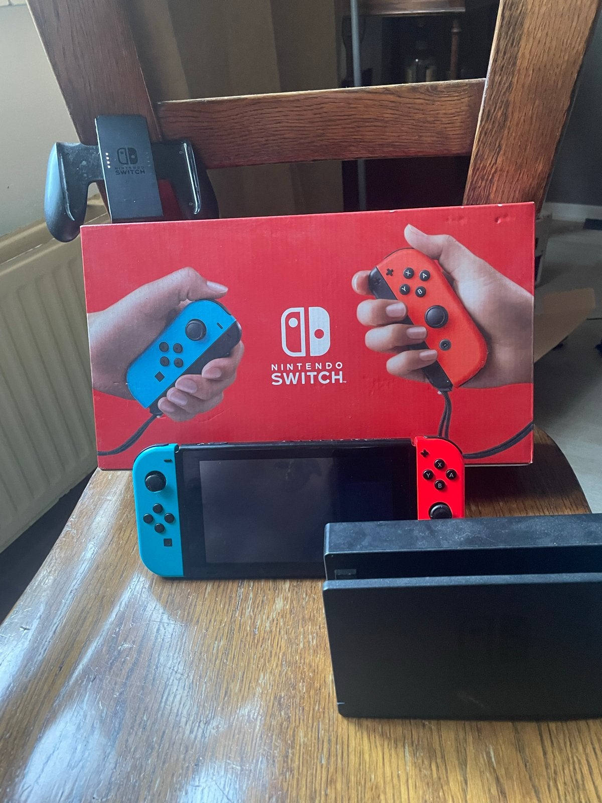 Nintendo Switch 2019 Upgrade met games en 2 controllers, Spelcomputers en Games, Ophalen, Gebruikt, Met 2 controllers, Switch 2019 Upgrade
