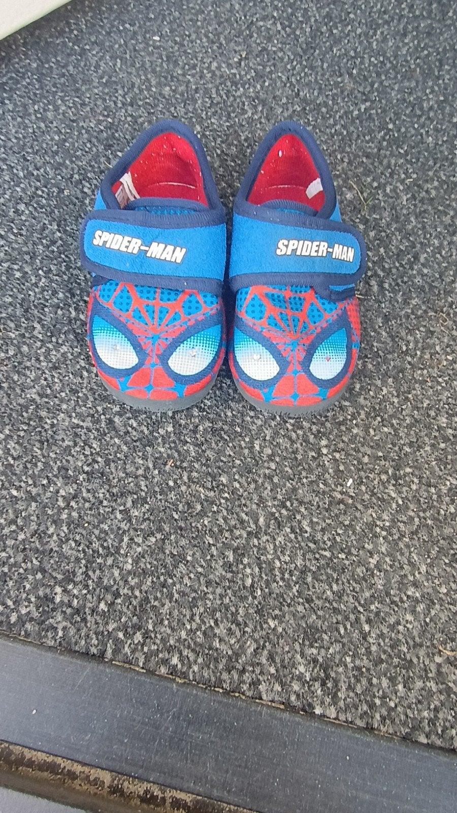 Spiderman pantoffels maat 25, Gebruikt, Overige typen, Ophalen of Verzenden, Spiderman
