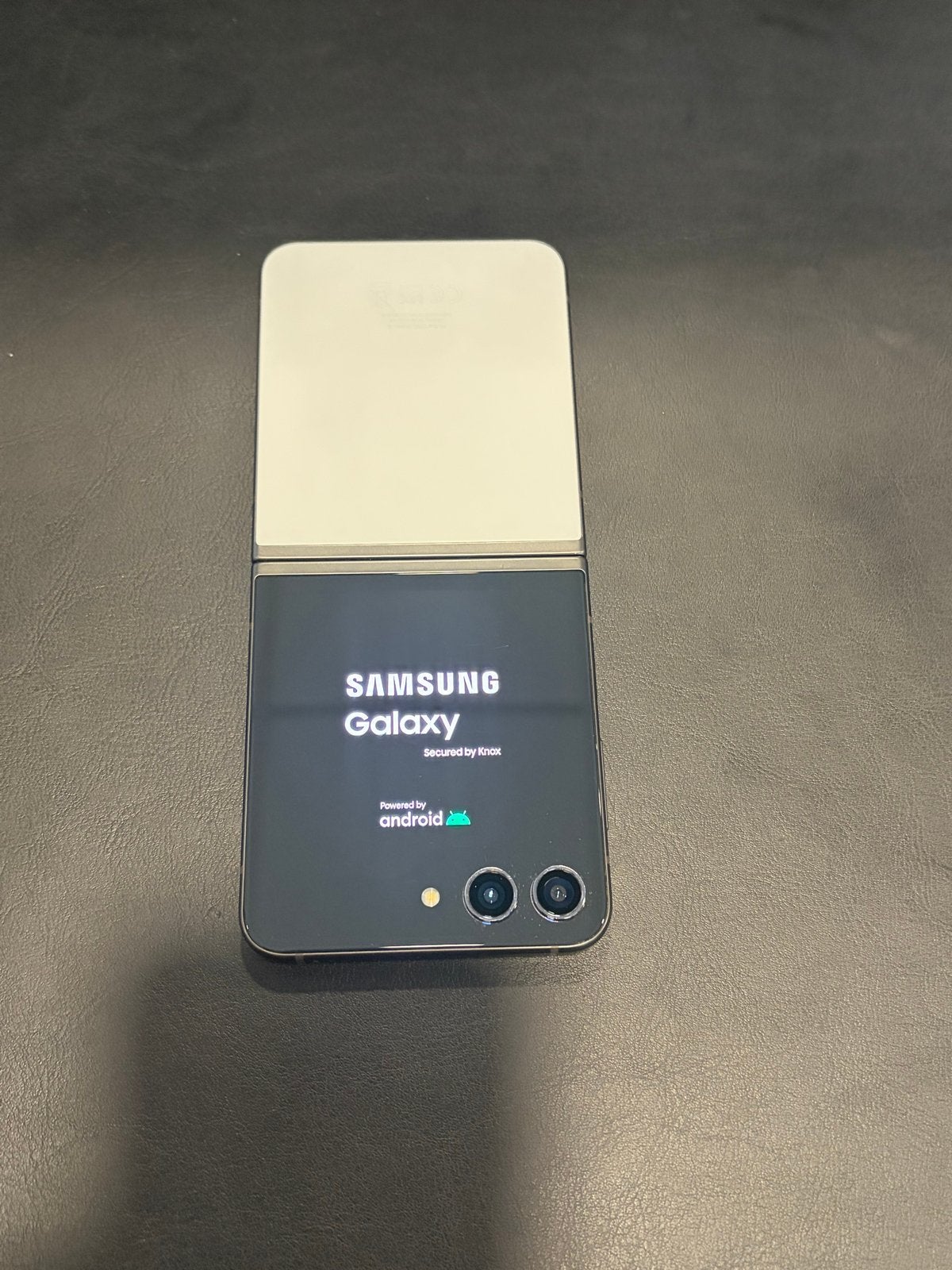 Samsung Galaxy Z Flip5