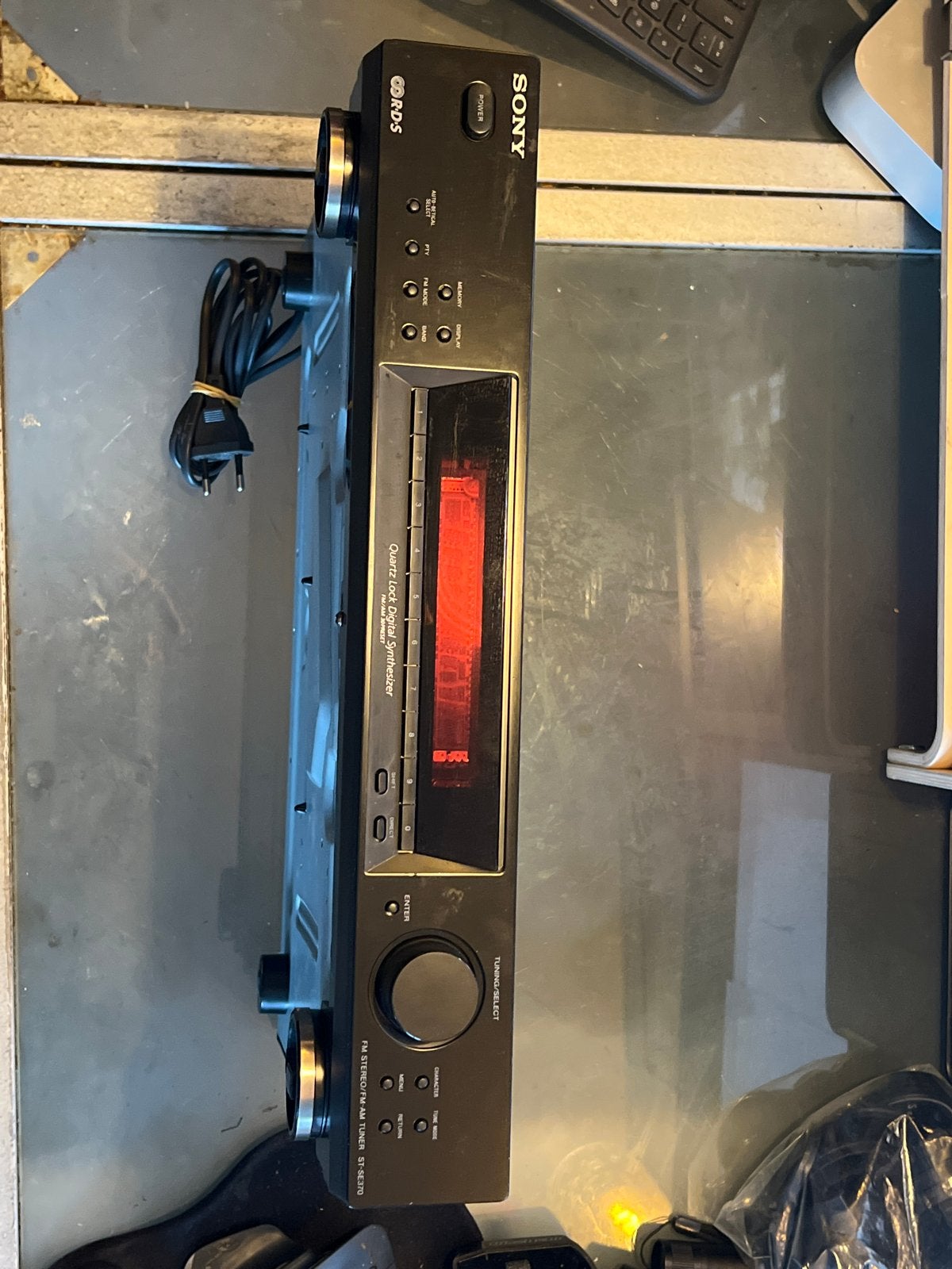 Sony ST-S370 Quartz Lock Digital Synthesizer Tuner, Ophalen, Gebruikt, Analoog