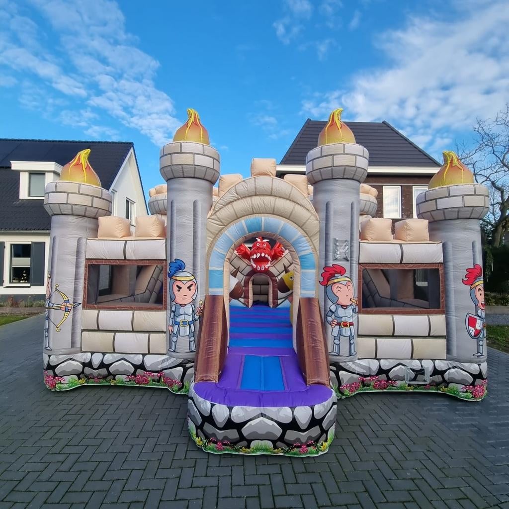 Springkussen 'Drakenkasteel' te huur, huren., Ophalen of Verzenden, Zo goed als nieuw, Overige