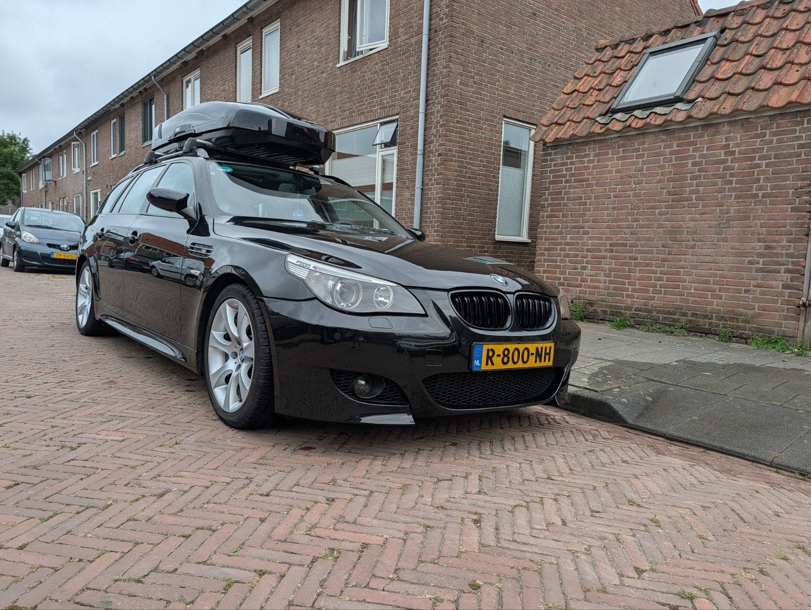 BMW 5-Serie 3.0 D 530 Touring AUT 2004 Zwart, Achterwielaandrijving, 2000 kg, Zwart, Stationwagon