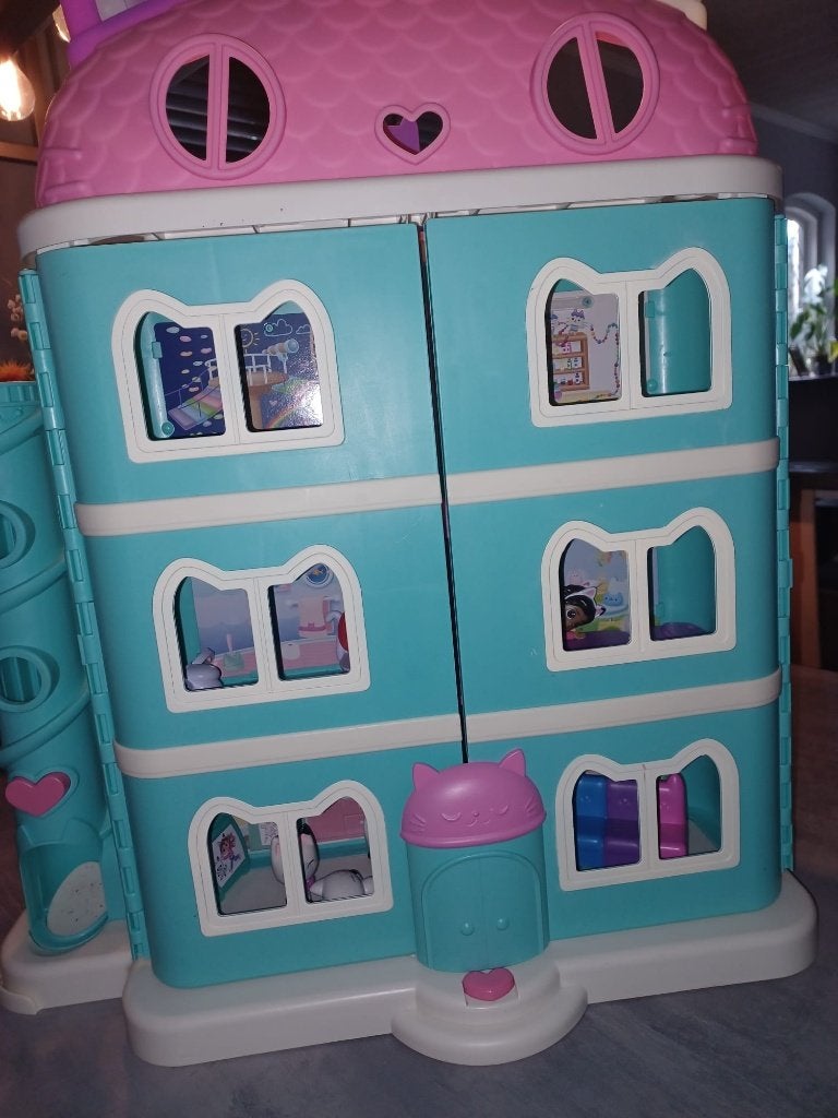 Gaby's poppenhuis, Ophalen, Zo goed als nieuw, Poppenhuis