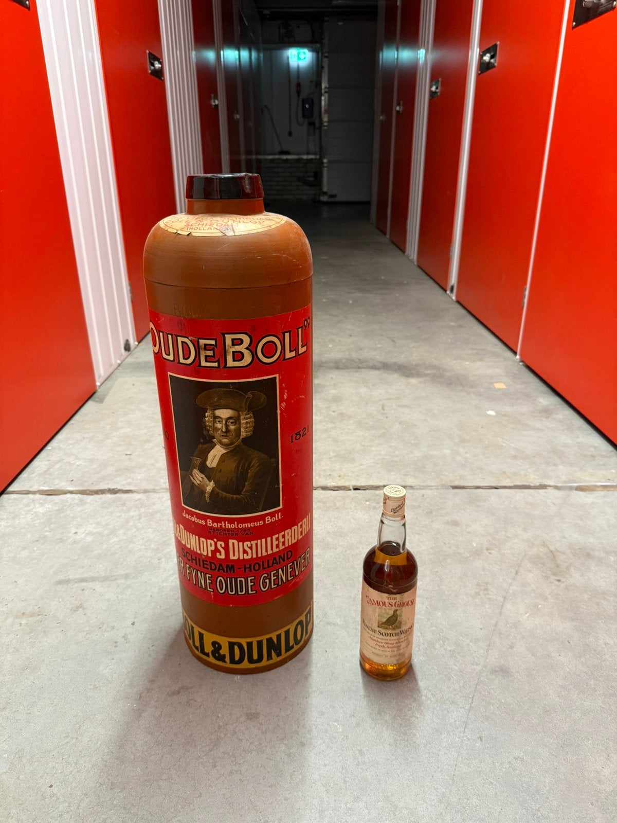 Grote Oude Boll & Dunlop Genever reclame fles - Metaal, Ophalen