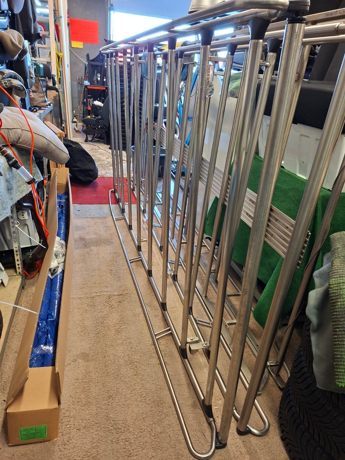 Mercedes Vito W447 Imperiaal RVS Equinox Ladderrol Windspira, Ophalen, Zo goed als nieuw