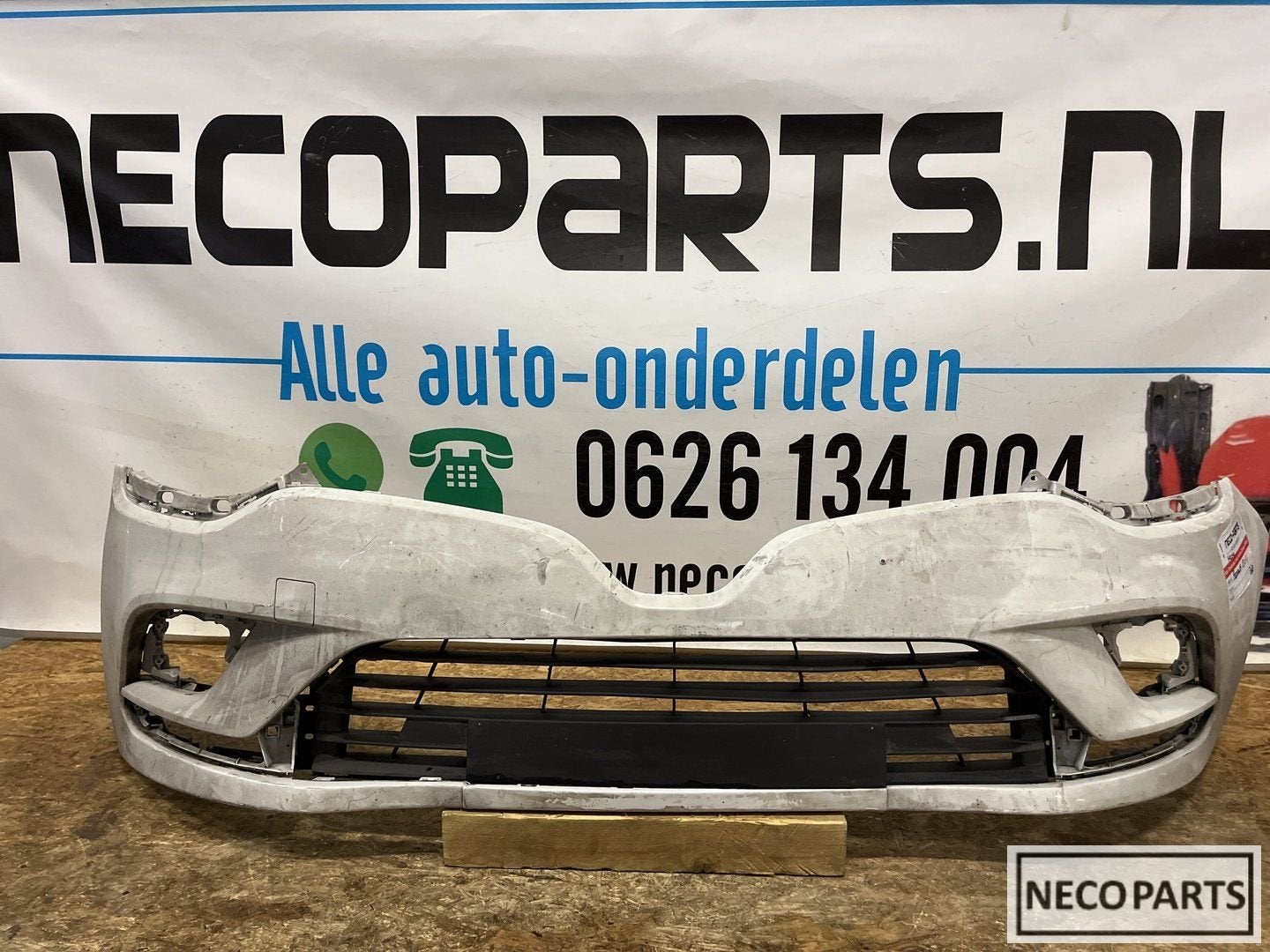 RENAULT CLIO 4 VOORBUMPER BUMPER ORIGINEEL, Gebruikt, -, Renault, -