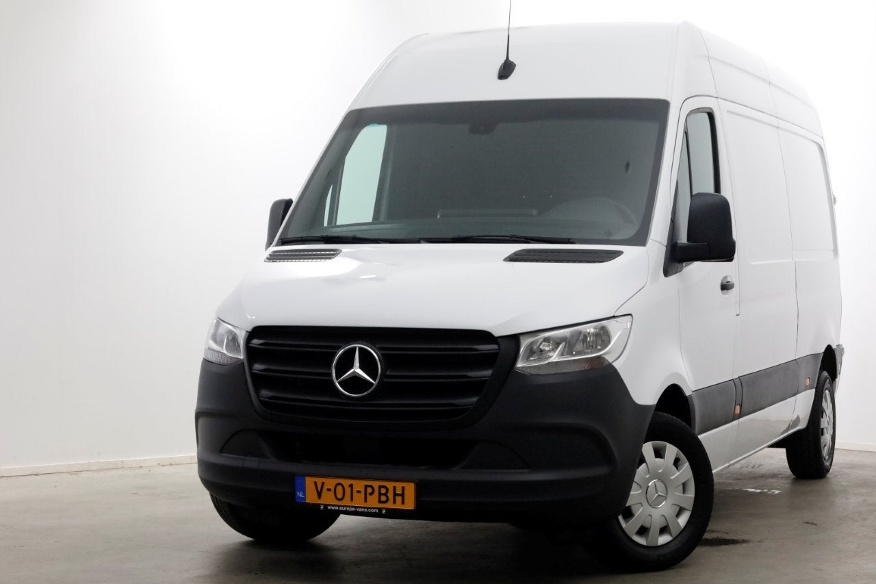 Mercedes-Benz Sprinter 311 CDI 115pk L2H2 Airco/Carplay 10-2, Voorwielaandrijving, Gebruikt, Euro 6, 4 cilinders