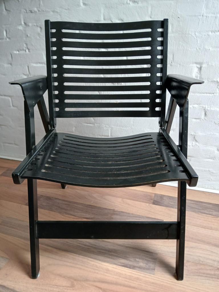 Beukenhouten klapstoelen, Ophalen