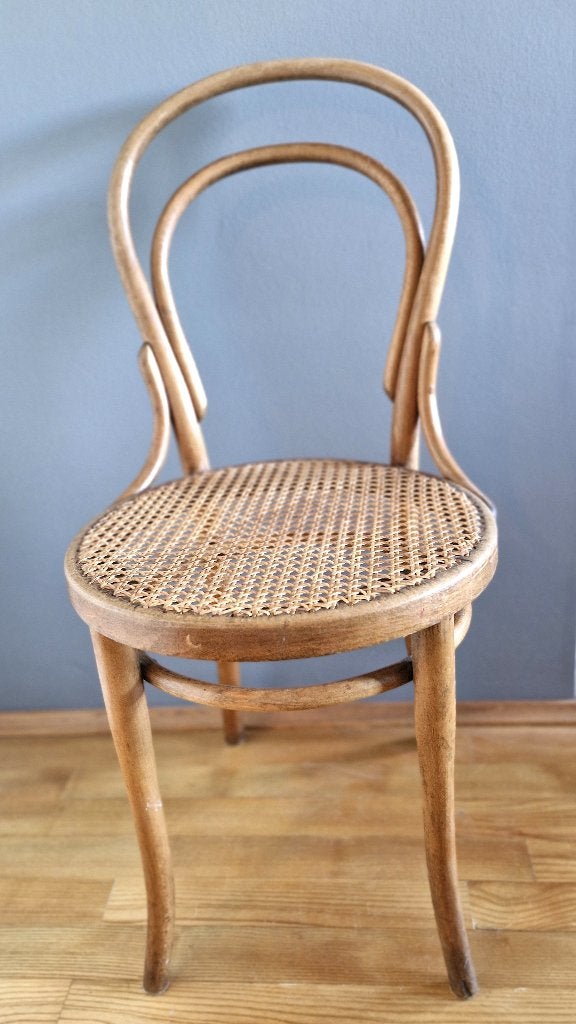 Antieke Thonet stoel met gevlochten rieten zitting,, Antiek en Kunst, Ophalen