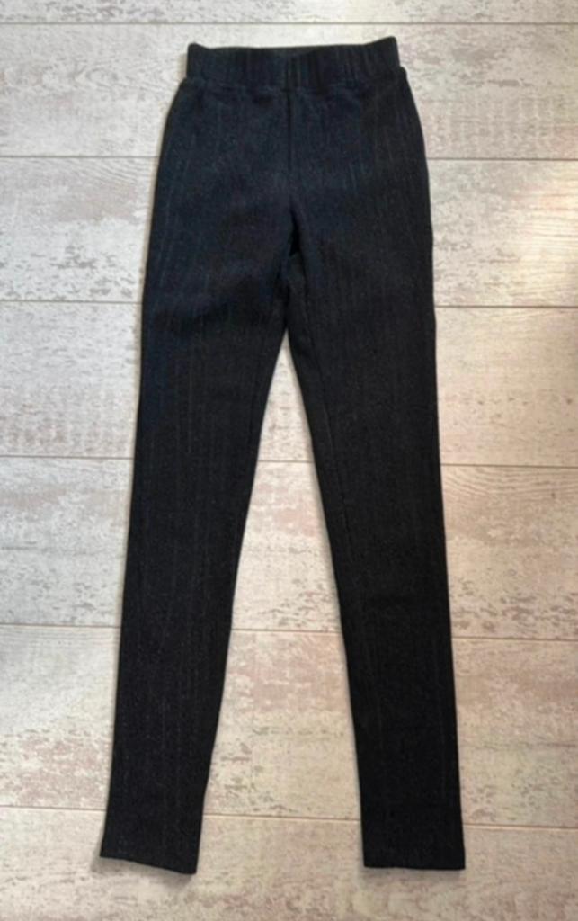 Refined zwarte legging maat xs glitter, Ophalen of Verzenden, Zo goed als nieuw, Overige maten, Legging