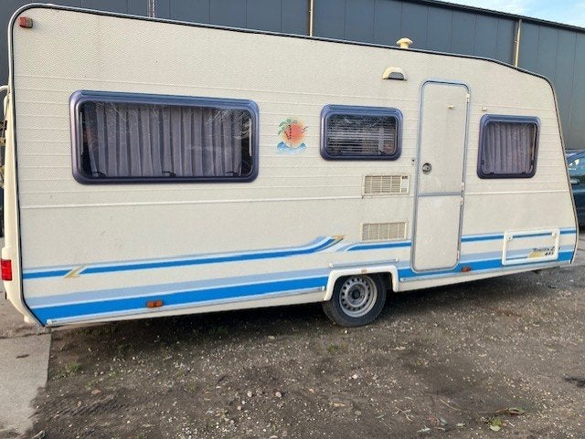 Caravan Caravelair Brasilia Luxe 485, Caravans en Kamperen, Dwarsbed, Treinzit, 750 - 1000 kg, Particulier
